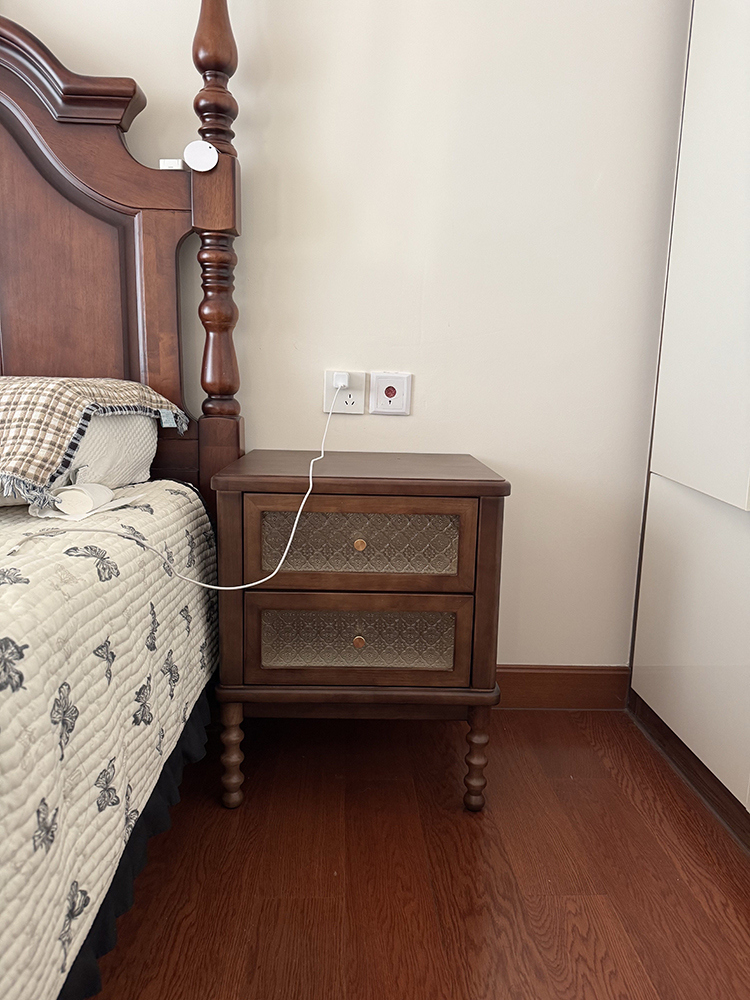 Mesitas de noche vintage, mueb - Solid Wood Nightstand 2 Drawers reseña y precio